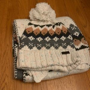 BarBour Scarf & Beanie Set